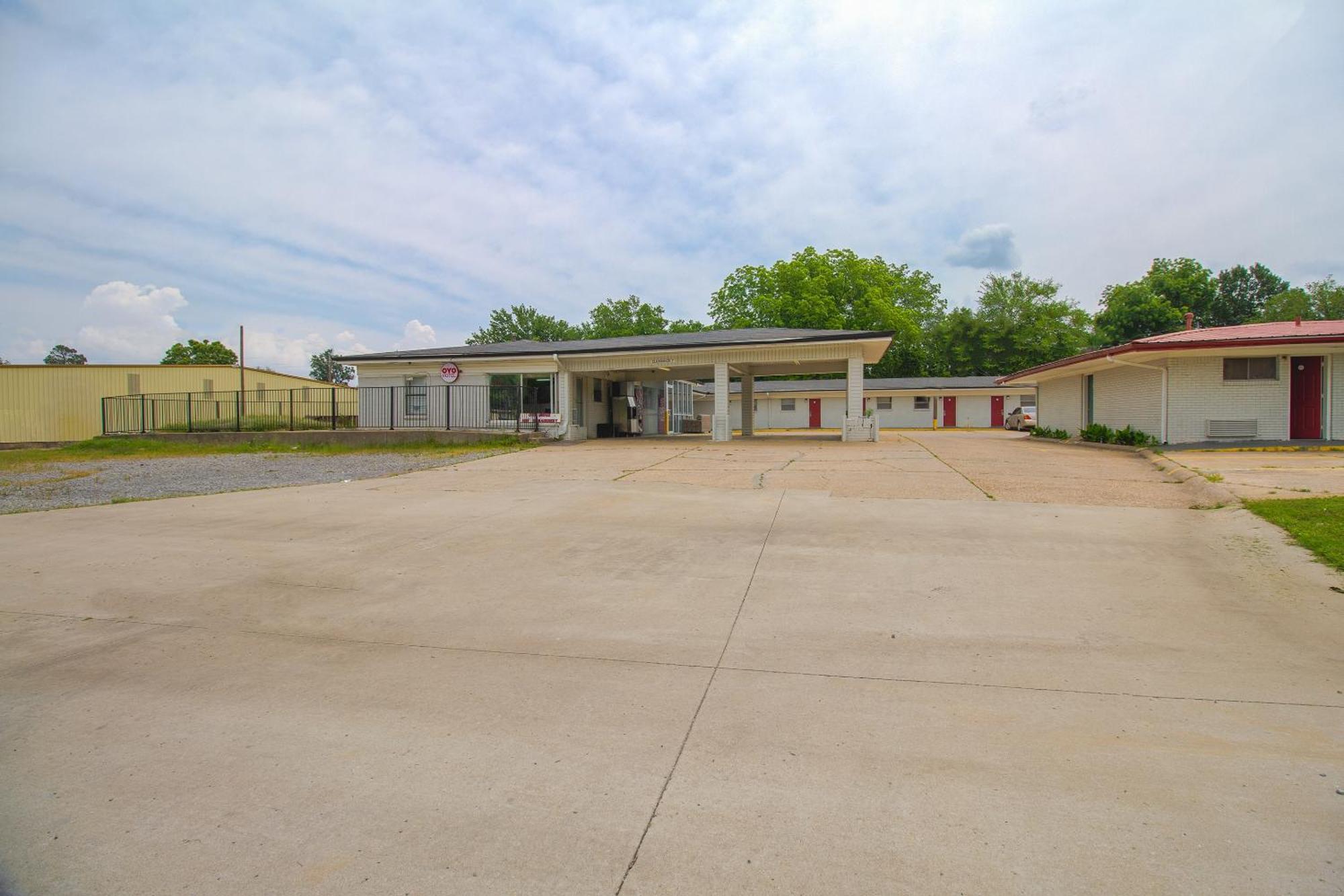 Oyo Hotel Mcalester Ok S Main St Екстер'єр фото